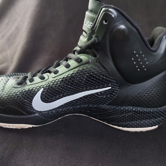 2010 Nike Zoom Hyperfuse Men's 8.5 - Picture 9 of 14